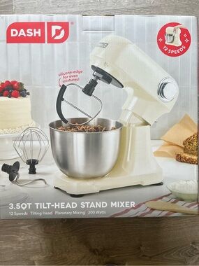 Dash Tilt-Head 3.5 qt.Stand Mixer 12 Speeds 300 Watts NEW IN BOX